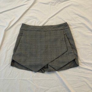 Plaid Skirt/Skort